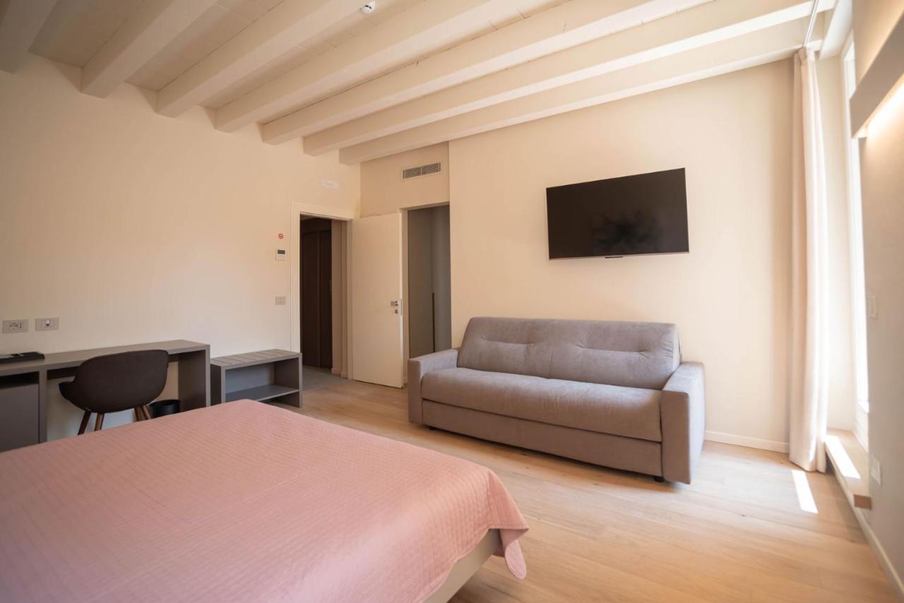 Maison Calcirelli Rooms Верона Экстерьер фото