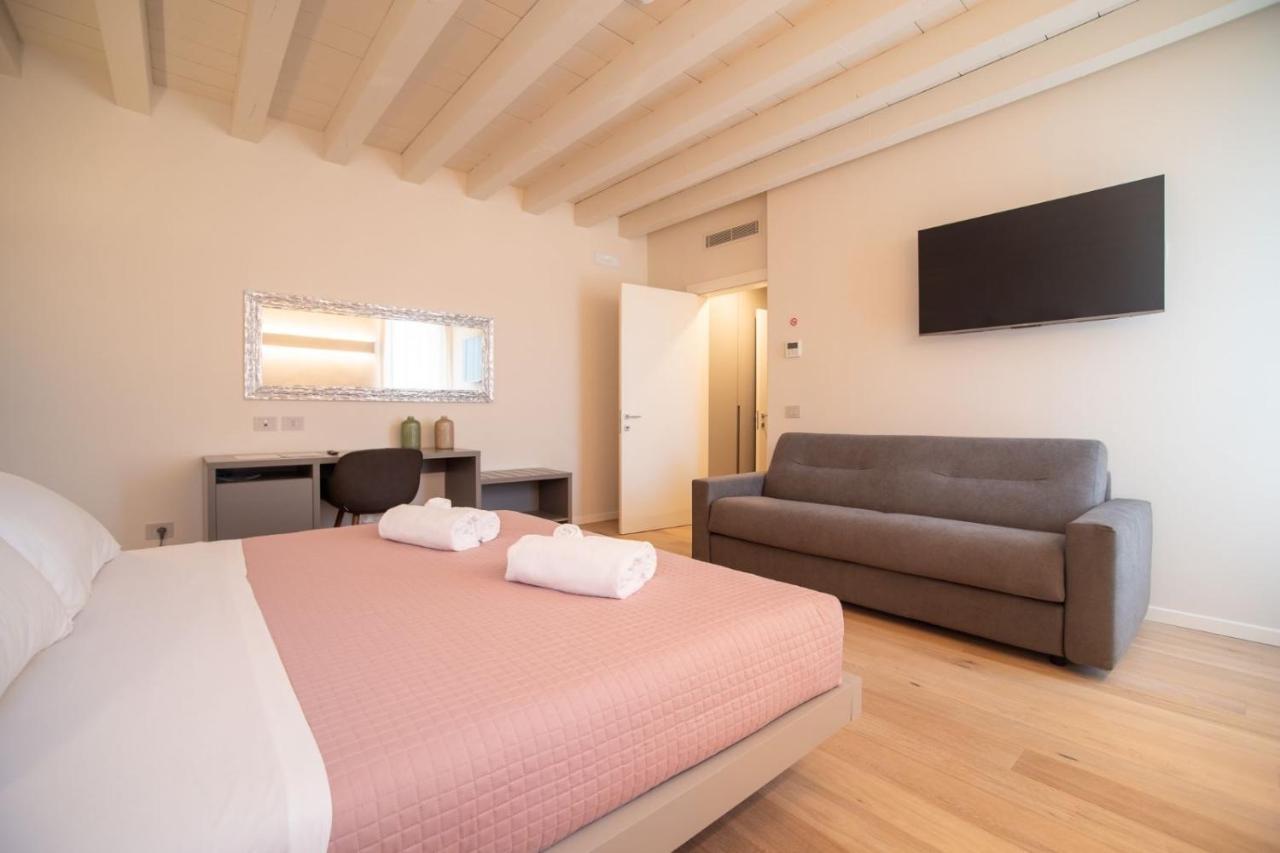 Maison Calcirelli Rooms Верона Экстерьер фото